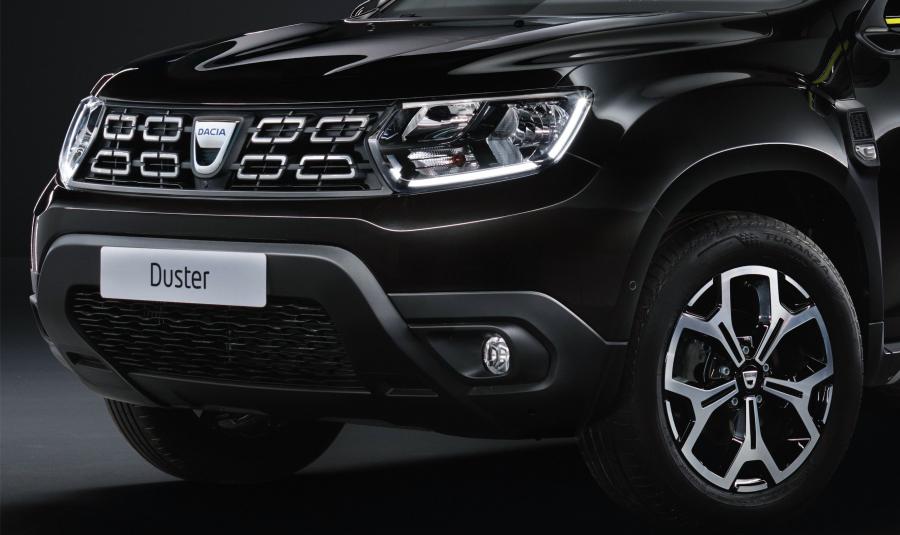 Детали экстерьера Dacia Duster Black Collector 2019 года  (фото 6 из 7)